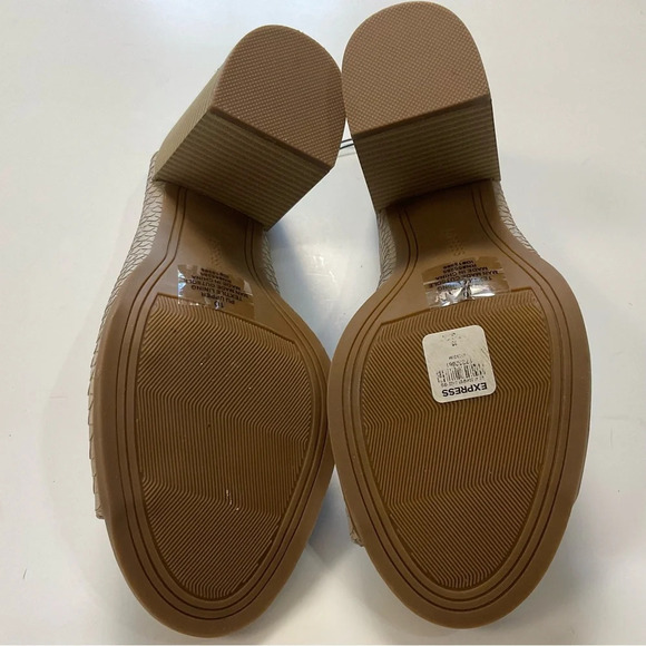 Express Womens Shoes Size 10 Open Toe Sandals Tan - Picture 10 of 11